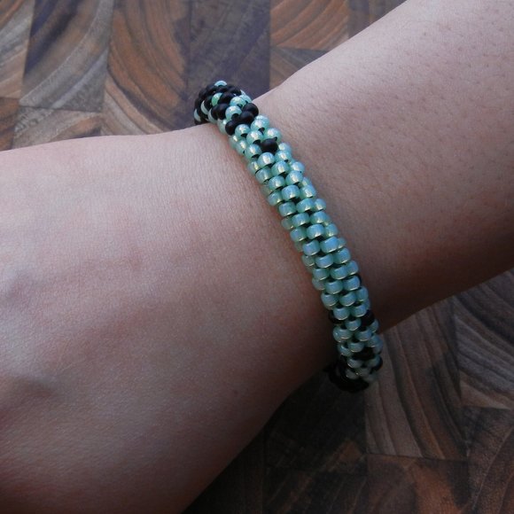 Mint & Black Beaded Bracelet | Handmade Custom Size Stackable Jaded Vine Design - Picture 2 of 6